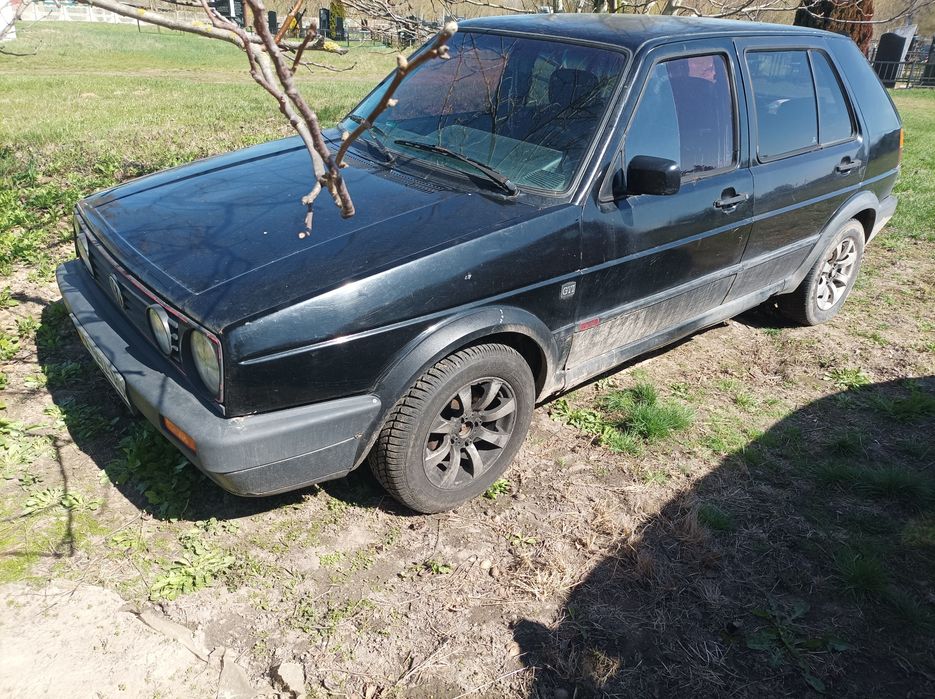 продам гольф 2 -1.8