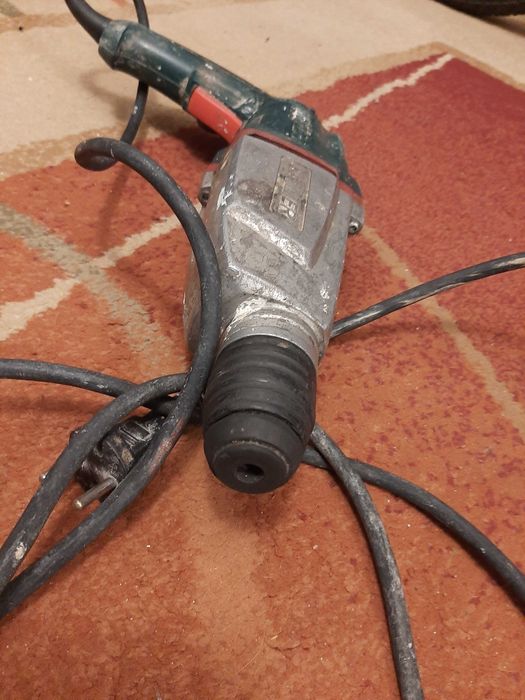 перфоратор METABO hammer KHE2644 под ремонт
