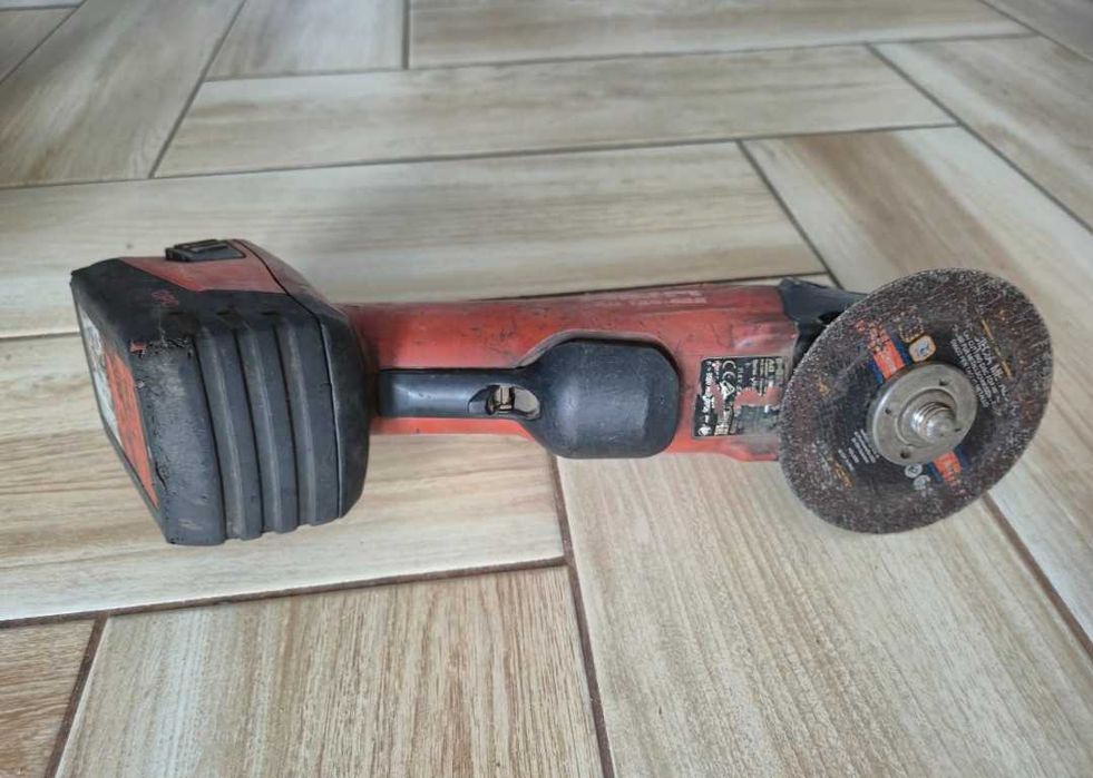 # HILTI # szlifierka kątowa AG 125 A22 + akumulator B22 5.2