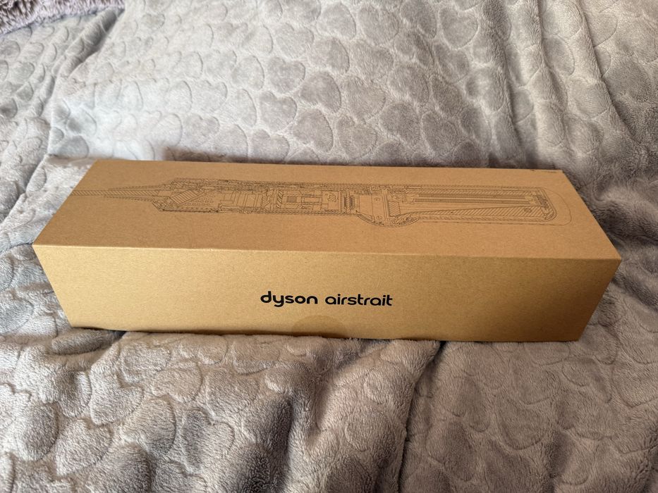 Dyson airstrait dyson