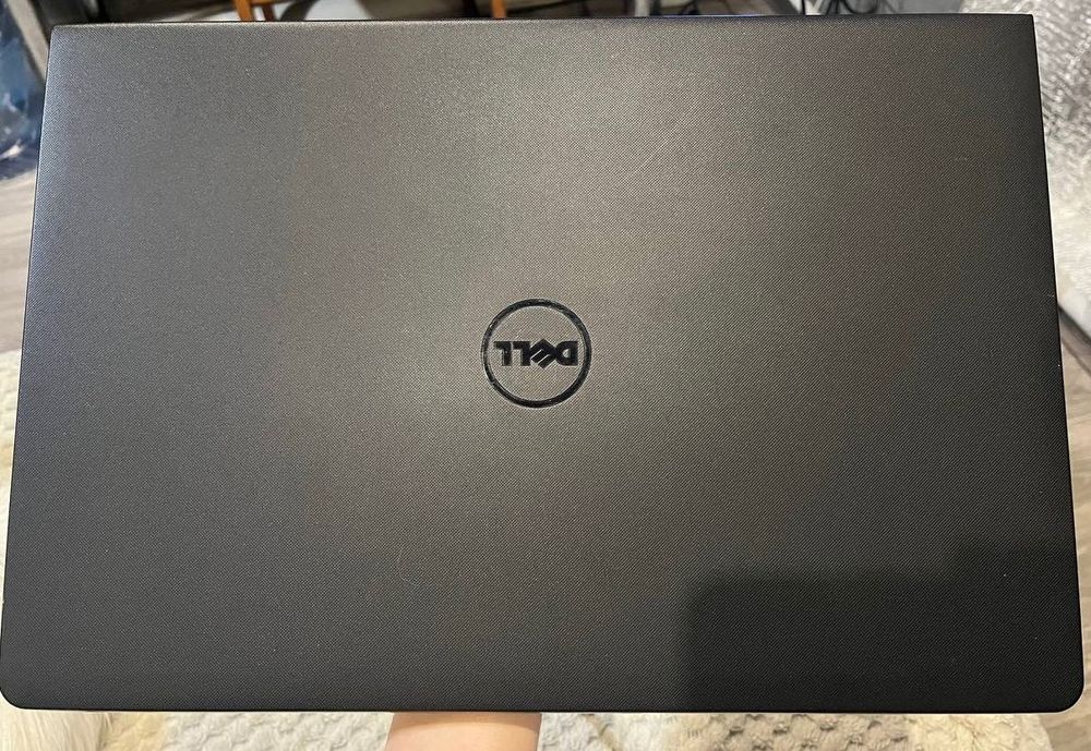 Ноутбук Dell Inspiron 15 3000