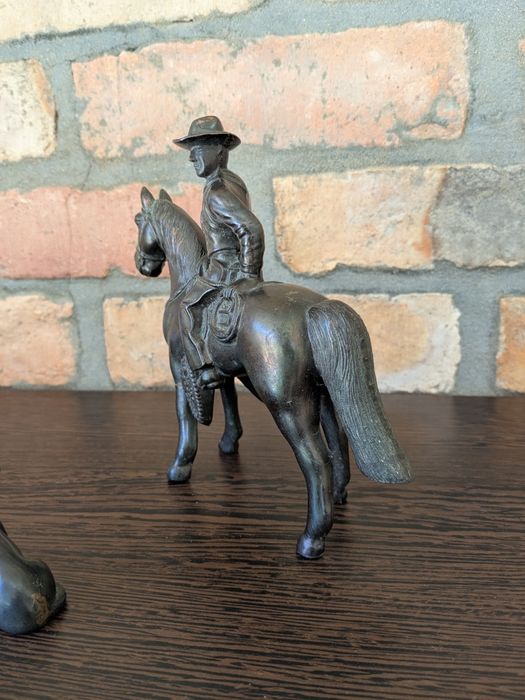 Decoração de bronze 2 peças artesanal