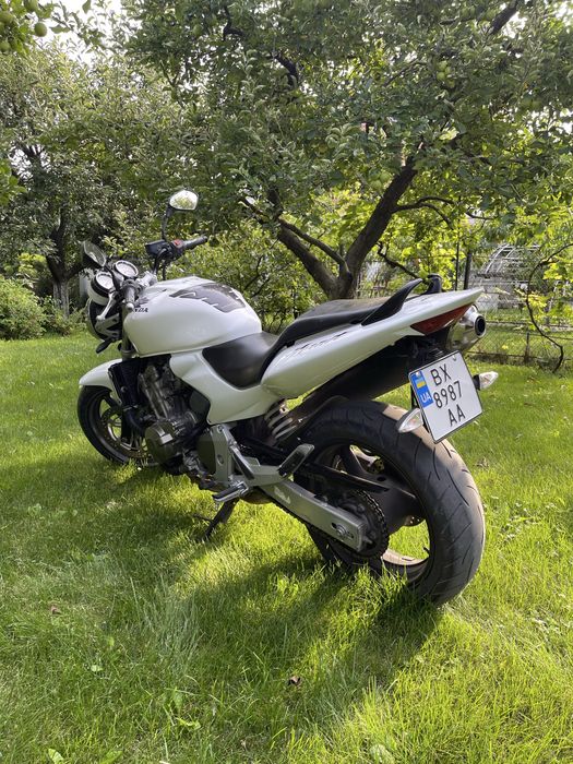 Хонда хорнет 600.