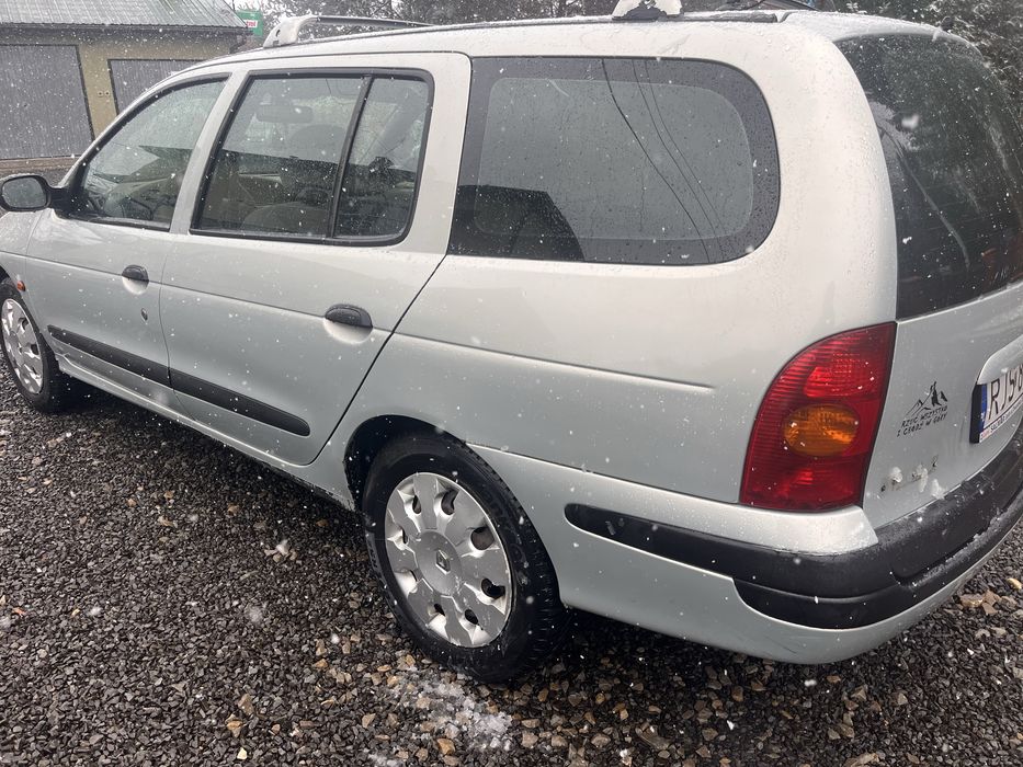 Renault Megane 1.9 D Kombi  Pojemny  !!! Nie zgnity