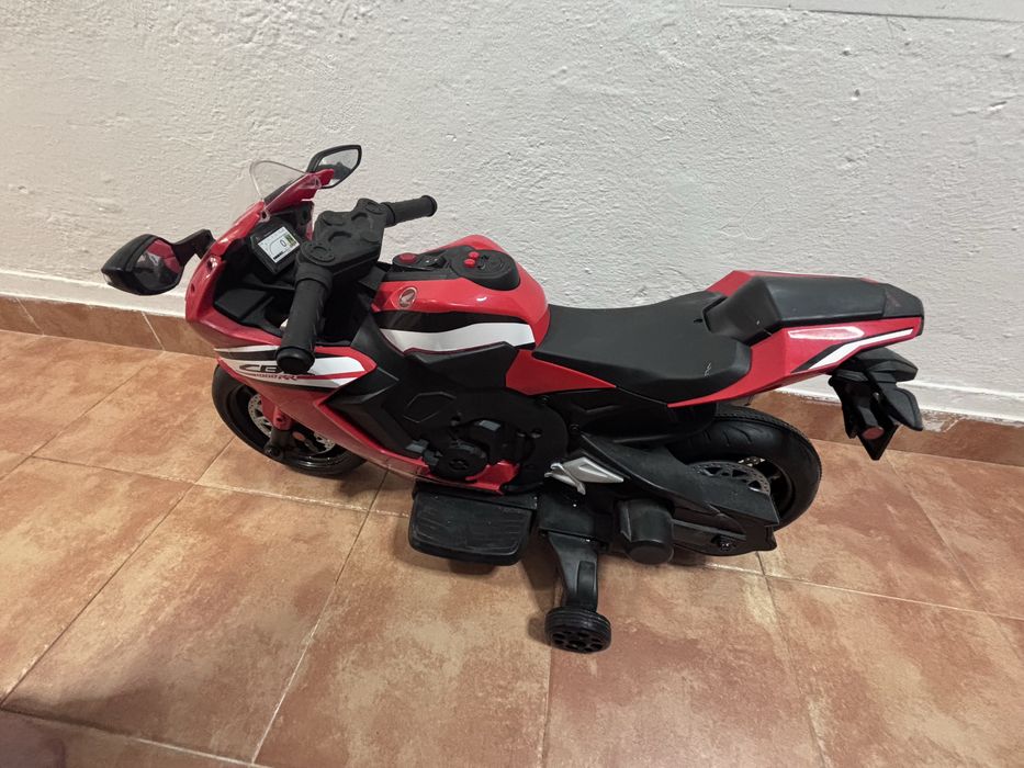 Mota eletrica infantil CBR 1000RR Honda
