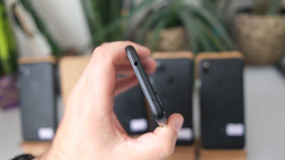 Google Pixel 4a 6/128GB Neverlock асортимент нова акб