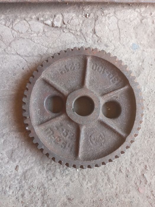 Шестерня распредвалу Зіл