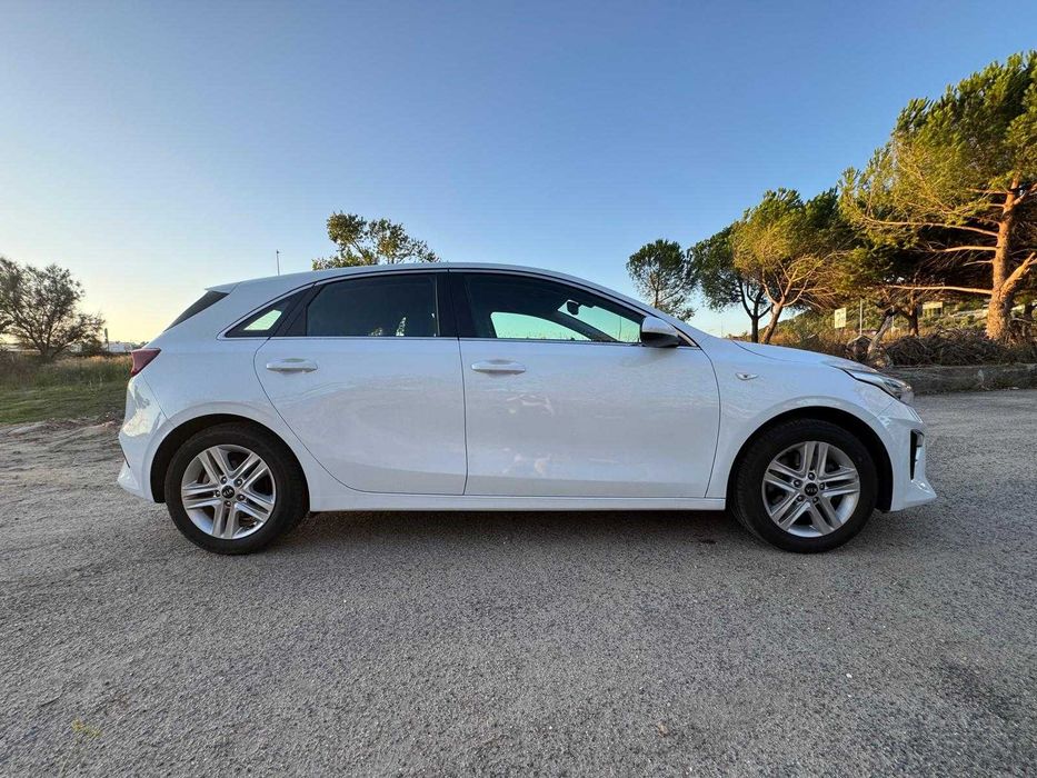 Kia Ceed 1.0 T-GDI 2021 120CV