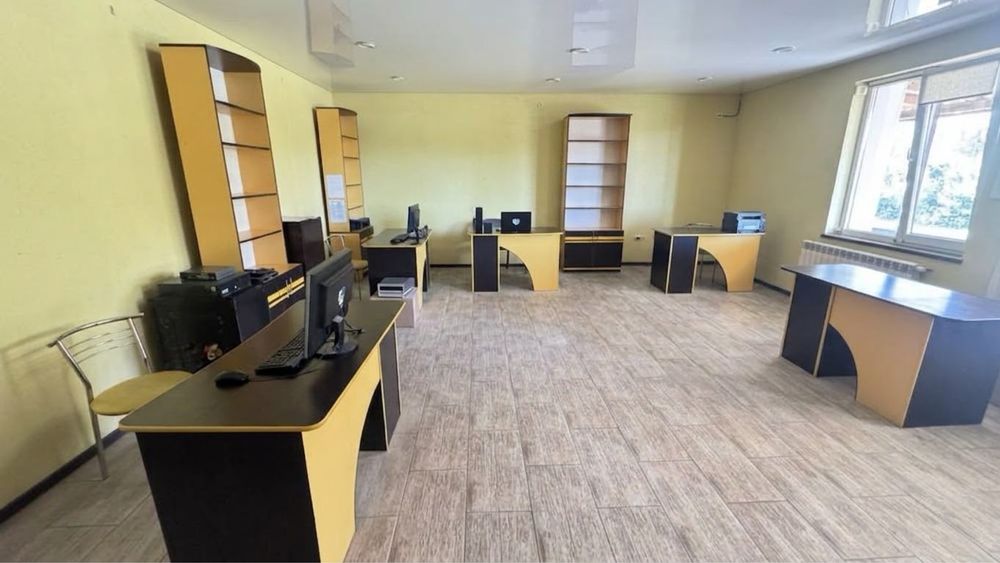 Оренда  офісу 36 м² закритого типу (СЕС, комуналка в ціні, закрита територія)