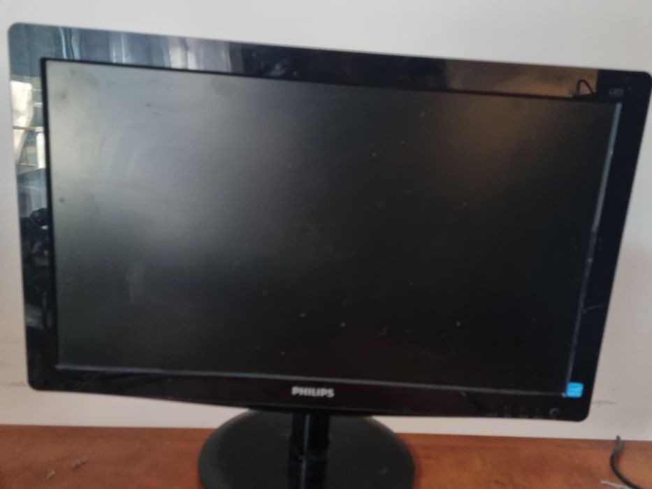 Monitor na sprzedaż