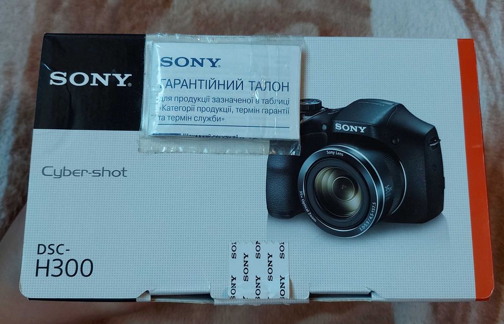 Фотоапарат Sony CyberShot DSC-H300