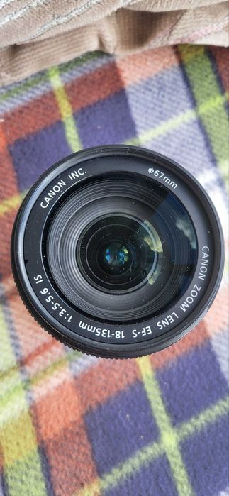 Canon EF-S 18-135mm Об'єктив Ідеал