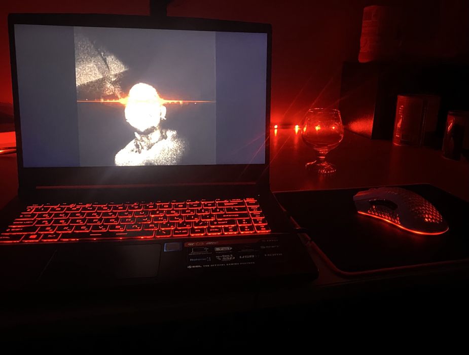 Игровой ноутбук MSI