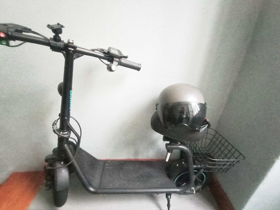 Trotinete eléctrica com assento bogist m5 pro nova