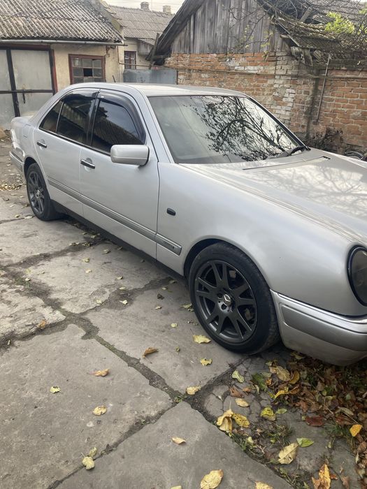 Продам w210 3.2 газ/бензин