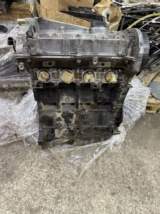 Мотор двигун шкода октавія тур 1.8т AGU AUM