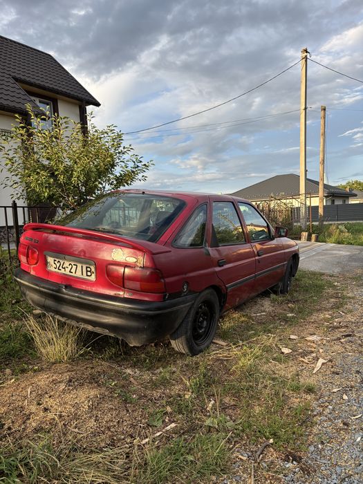 ford escort clx 1992