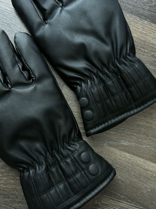 Чоловічі теплі зимові рукавиці на хутрі чорні шкіряні теплі рукавиці