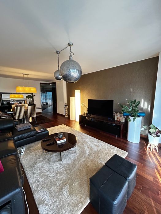 Quarto Arrabida Lake Towers