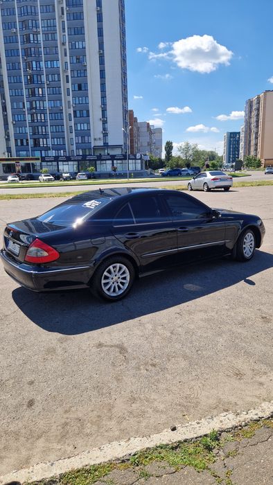 Продам Мерседес E 200 компресор