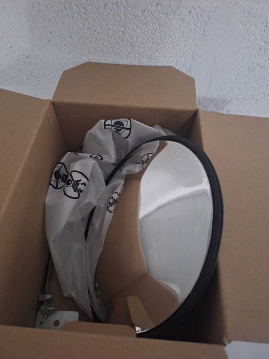 Espelho Convexo Preto para Garagem – 30 cm - nunca usado/instalado