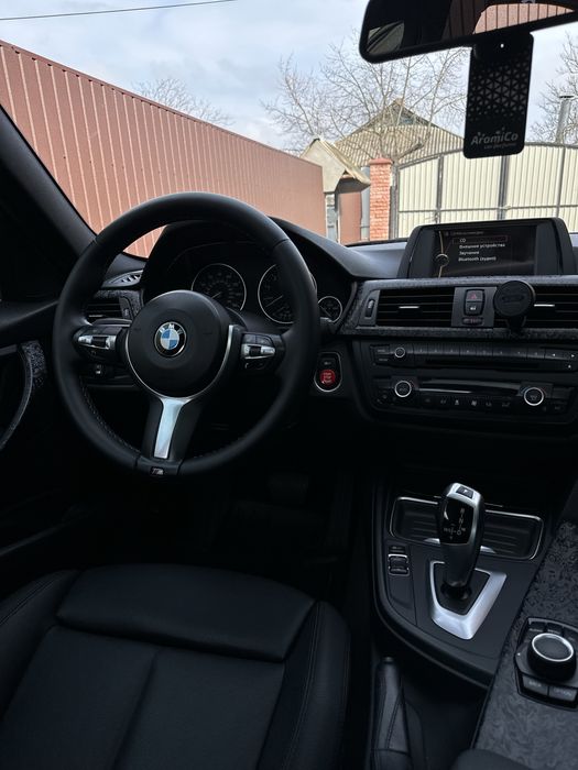 Продам БМВ F30 2013-2014