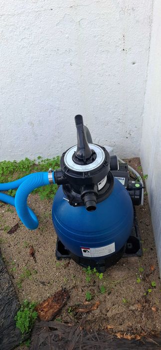 Escada INTEX + Motor