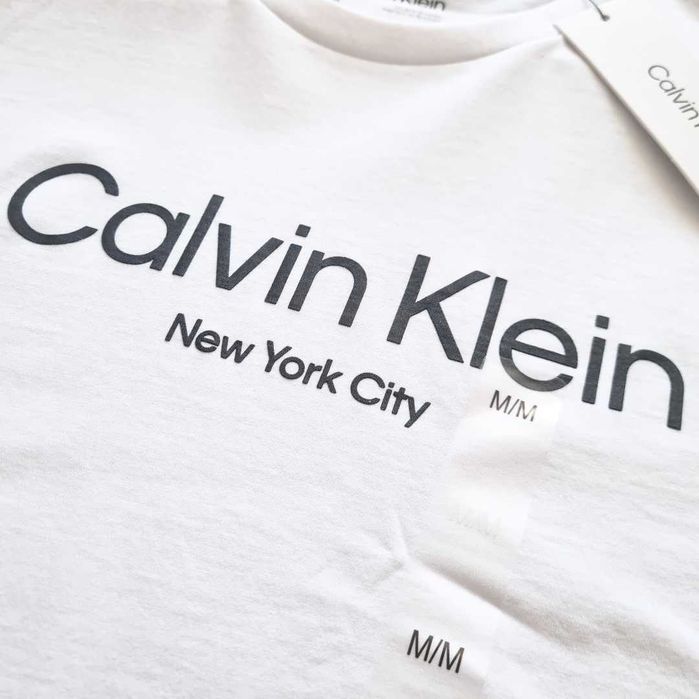 Футболка Calvin Klein оригінал S M