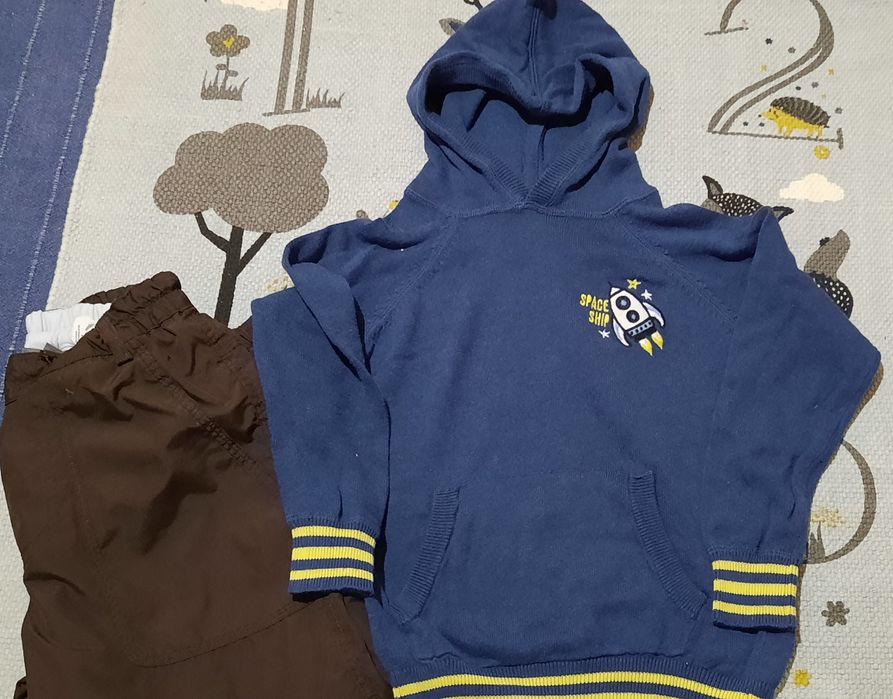 Spodnie, bluzy zestaw roz. 110-116