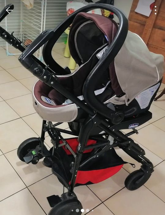 Carrinho de bebe da Chicco485855529262141441