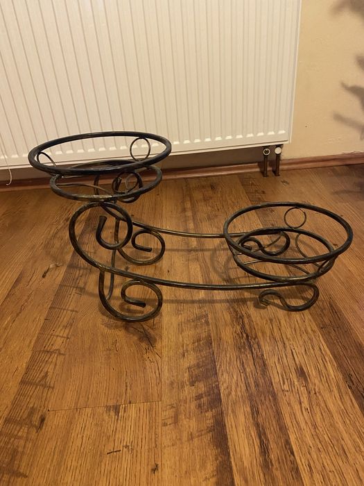 2  Kwietniki metalowo żeliwne