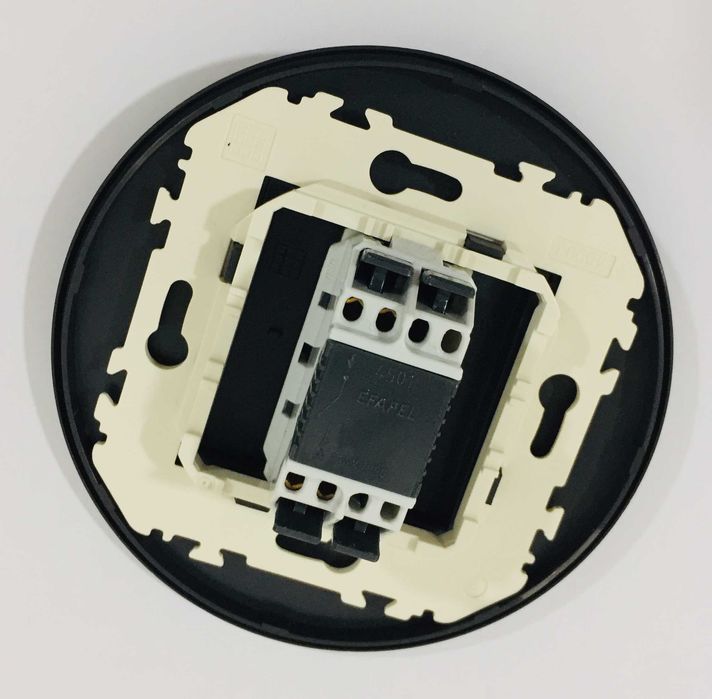 EFAPEL QUADRO 45, Interruptor simples