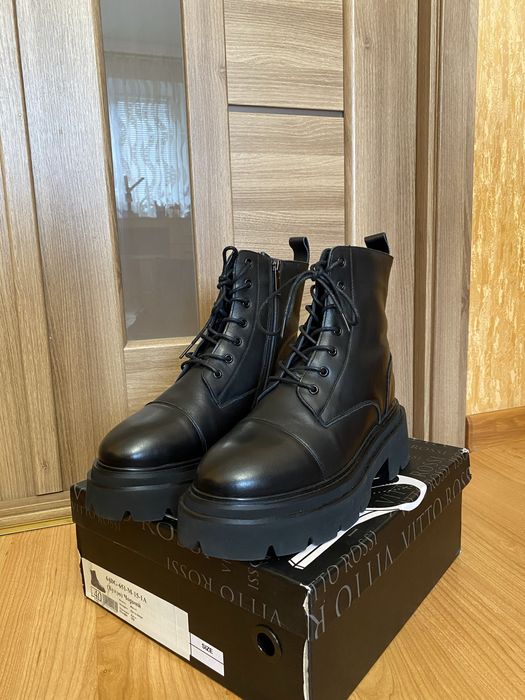 Нові ботінки Vitto Rossi