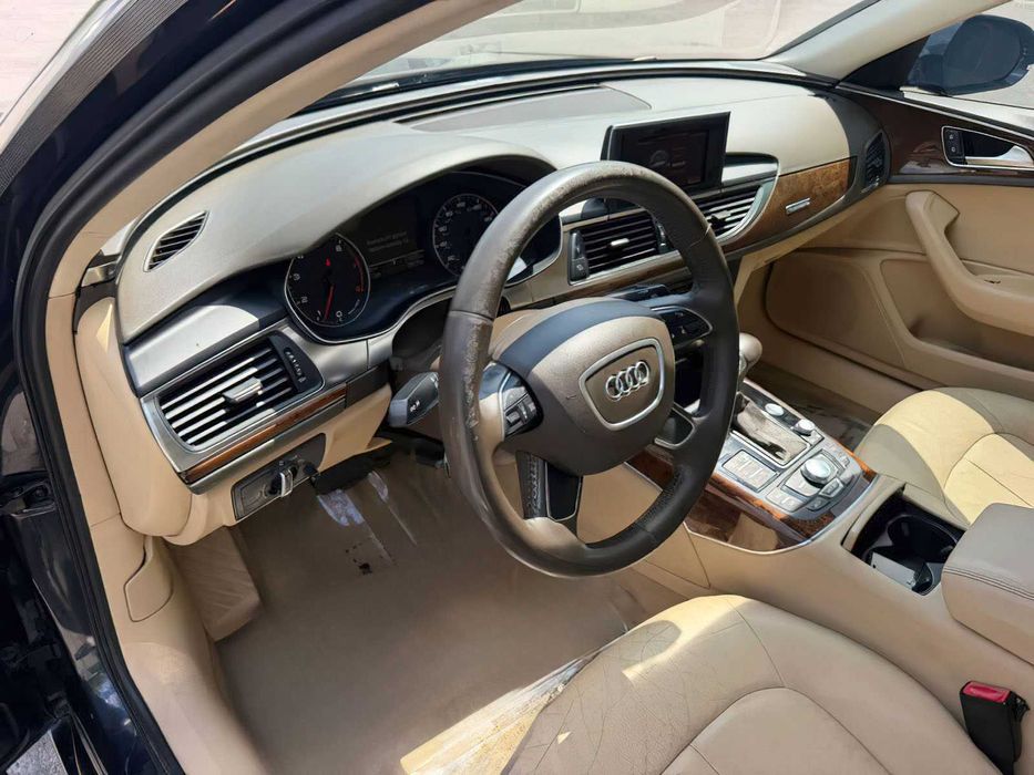 Audi A6 quattro Premium      2014