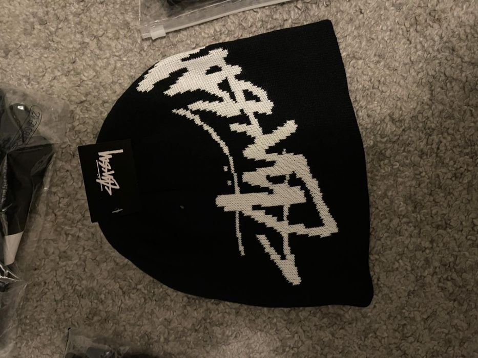 Nowa czapka stüssy czarnego koloru