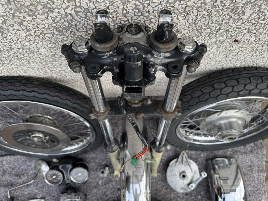 Suzuki GN400 komplet części w dobrym stanie