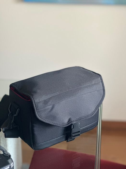 Canon EOS 200D + Lente + Bolsa + Leitor de Cartões | Oferta de Tripé | Como Nova