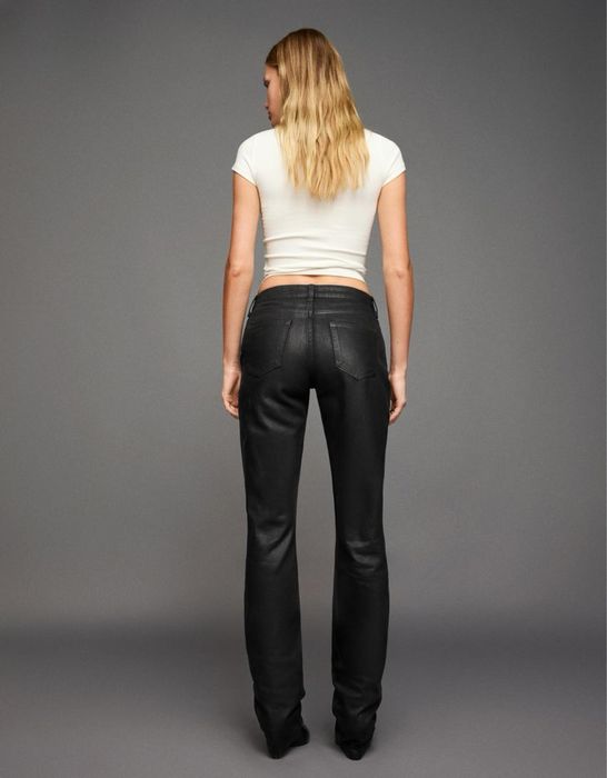 Джинси Bershka Skinny Fit темно-сині з блиском EUR 36