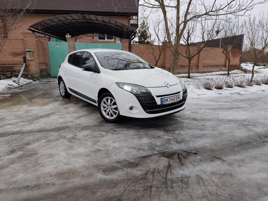 Продам Renault Megane 3 1.6 бензин 2012