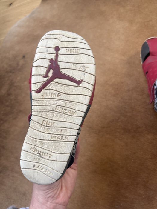 Chłopięce sandały 33,5 Nike Jordan używane jeden sezon