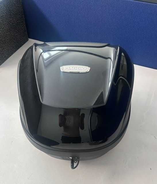 Top Case para Piaggio Medley/Beverly  NOVO com suportes