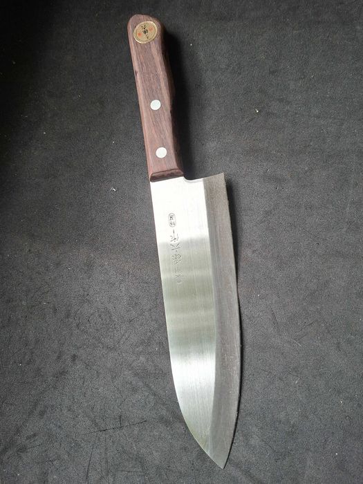 Nóż japoński 濃州孫六作Magoroku Noushu santoku