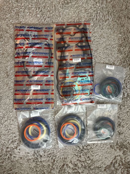 JCB Zestaw uszczelek górnego silnika 3CX 4CX Perkins/kpl uszczelniaczy