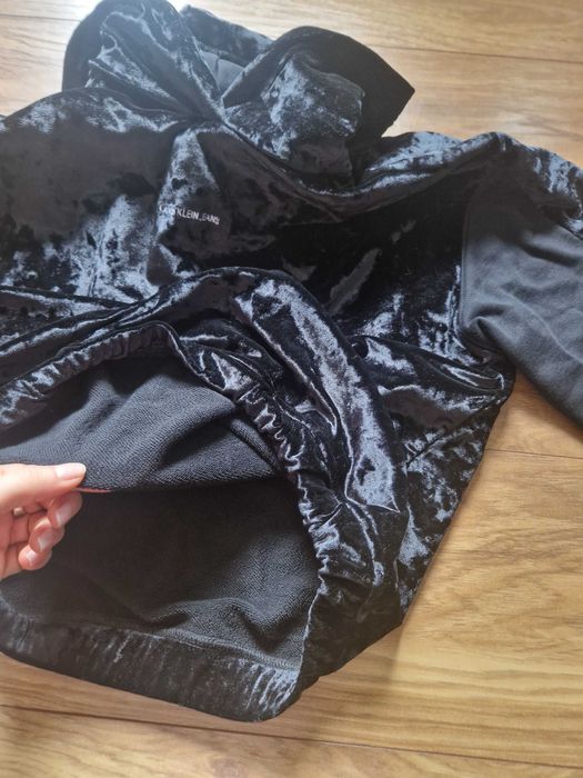 Bluza welurowa aksamitna Calvin Klein r. S / M ciepła z kapturem