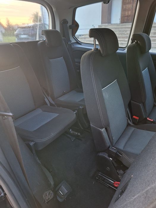Ford Galaxy  1.6 rok 2011, 7osobowy