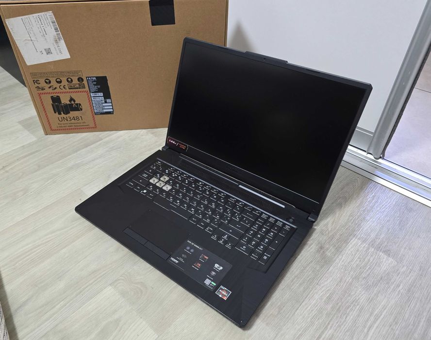 Asus TUF FA706 17.3"\Ryzen 7\Nvidia GTX 1660 Ti 6GB\16GB\ НЕ РАБОЧИЙ! \Полный комплект
