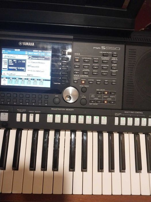 Продам yamaha psr s950