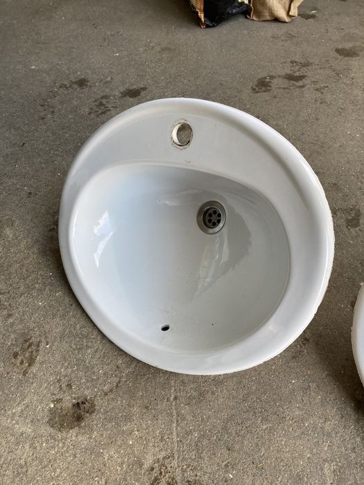 Lavatório cerâmico casa de banho