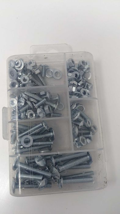 Zestaw Śrub Śrubki  Aluminiowe Srebrne