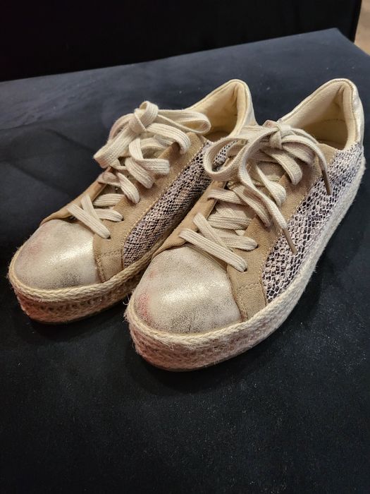 Sprzedam buty  rozmiar 38